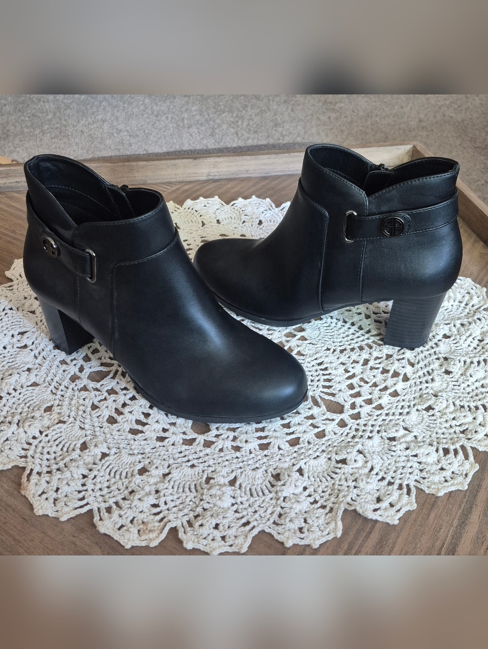 Giani Bernini Black Ankle Booties with Low Block Heel